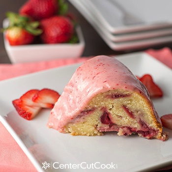 strawberry-yogurt-cake-2-2